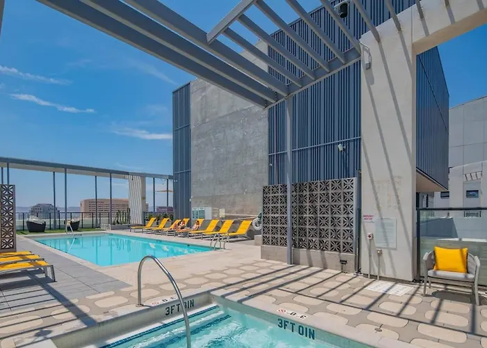 Apartment Posh - Modern High Rise Dt, Pool, Gym, Parking Phoenix